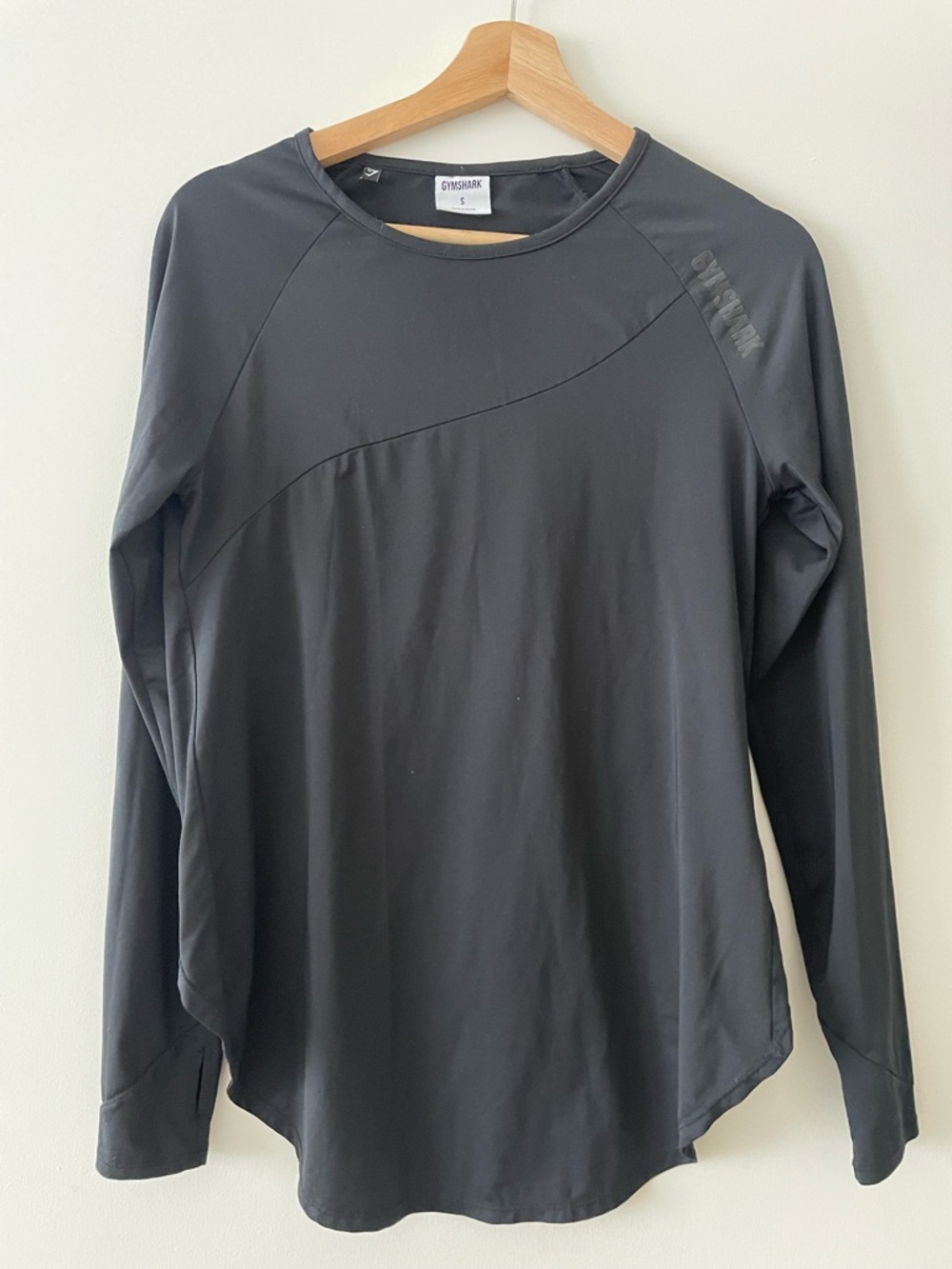 Gymshark Long front/cropped back  Top